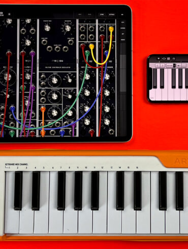 Attach MIDI keyboard to iPad